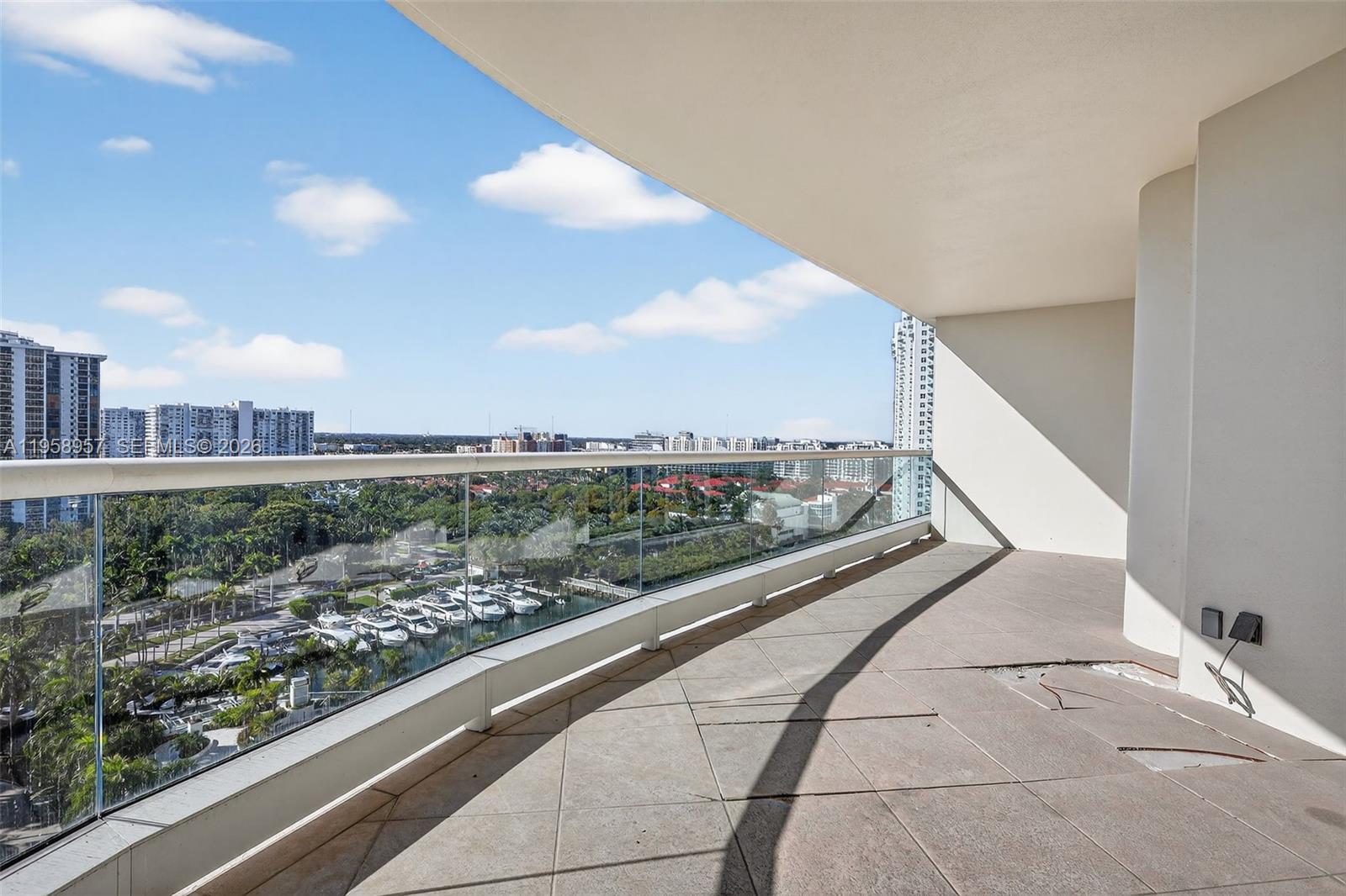 7000 ISL BLVD WILLIAMS IS - Residential