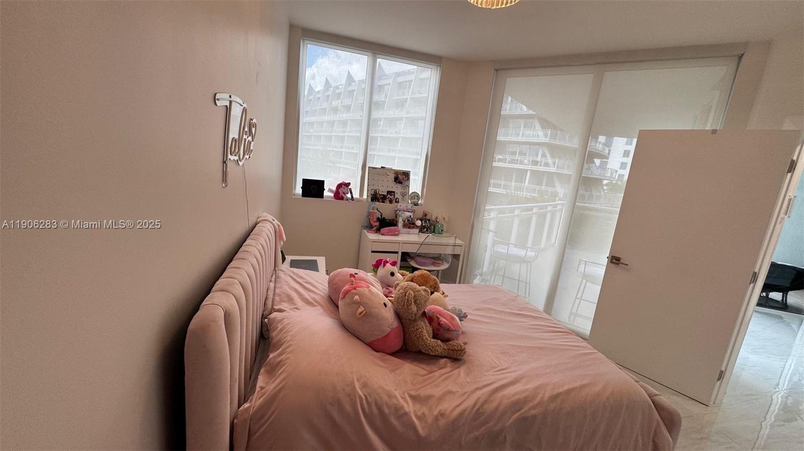 EASTSIDE AT AVENTURA COND - Residential Lease