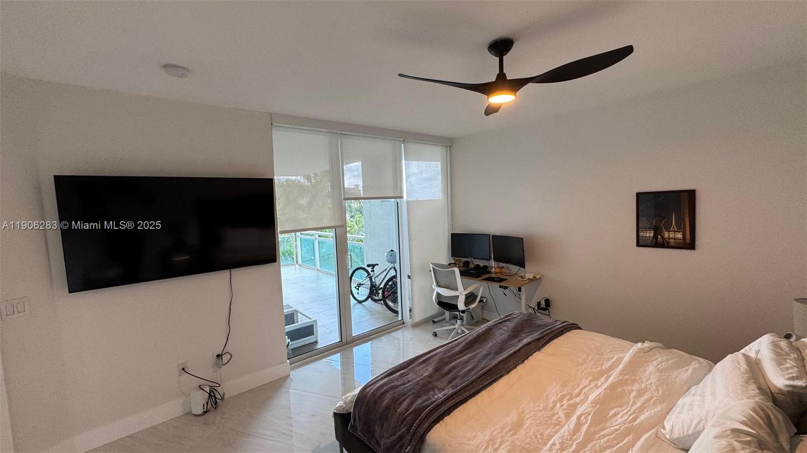EASTSIDE AT AVENTURA COND - Residential Lease