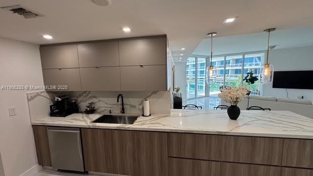 EASTSIDE AT AVENTURA COND - Residential Lease