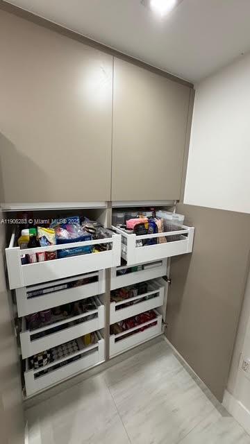 EASTSIDE AT AVENTURA COND - Residential Lease