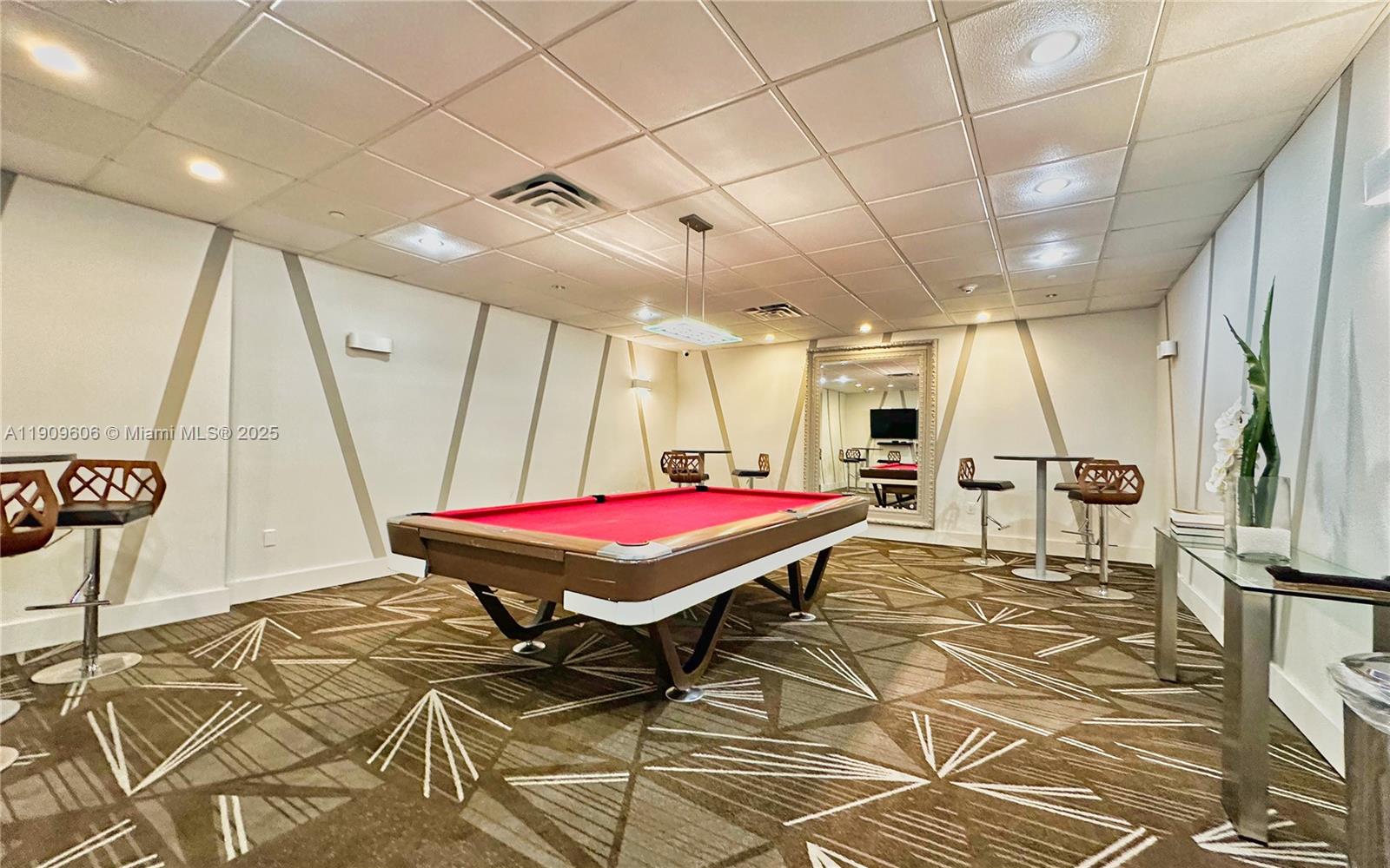 ARLEN BEACH CONDO - Residential Lease