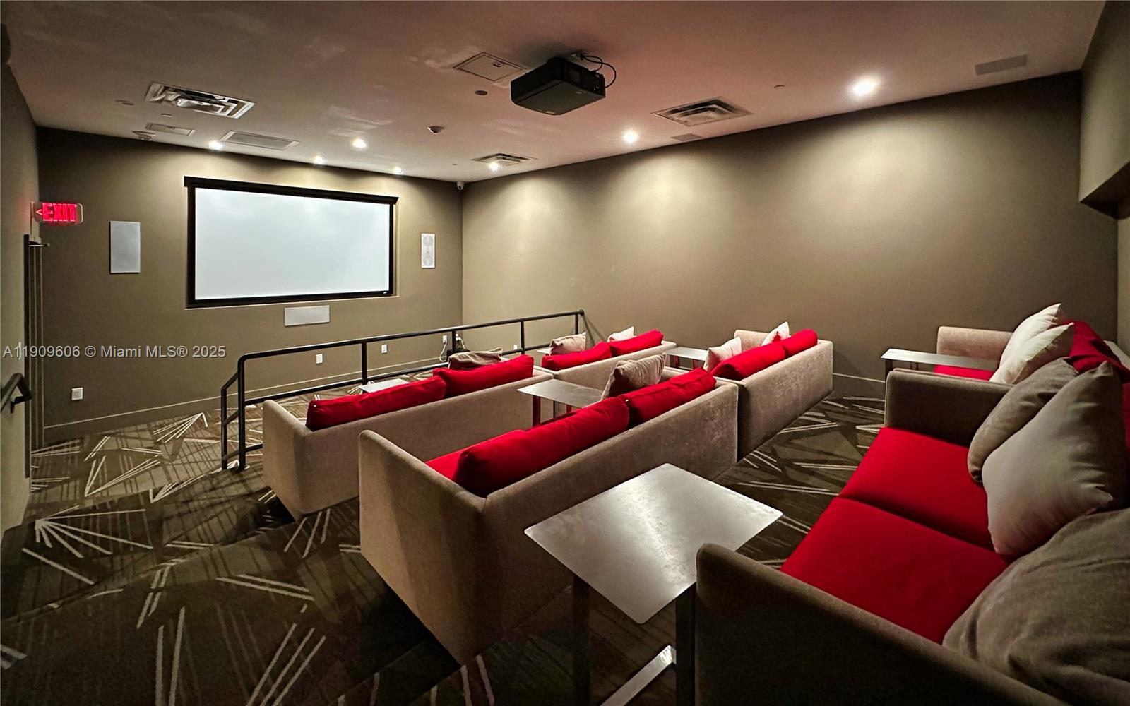 ARLEN BEACH CONDO - Residential Lease