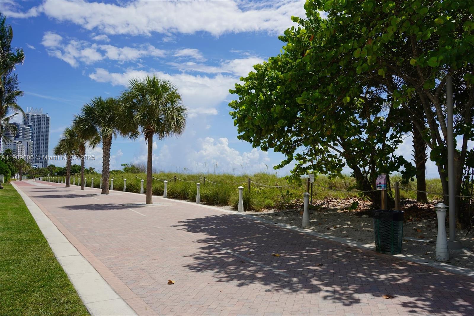 ARLEN BEACH CONDO - Residential Lease