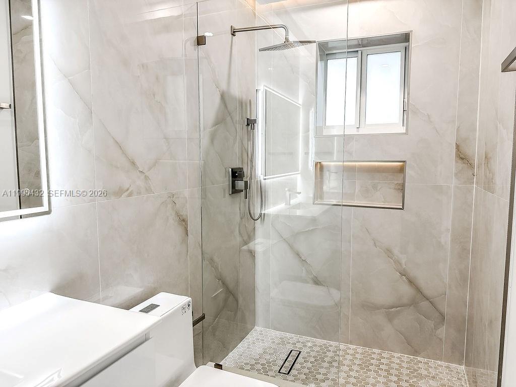 COUNTRY CLUB ESTATES SEC - Residential