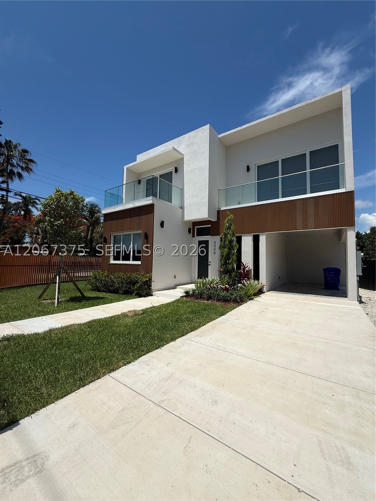 3326 Elizabeth St