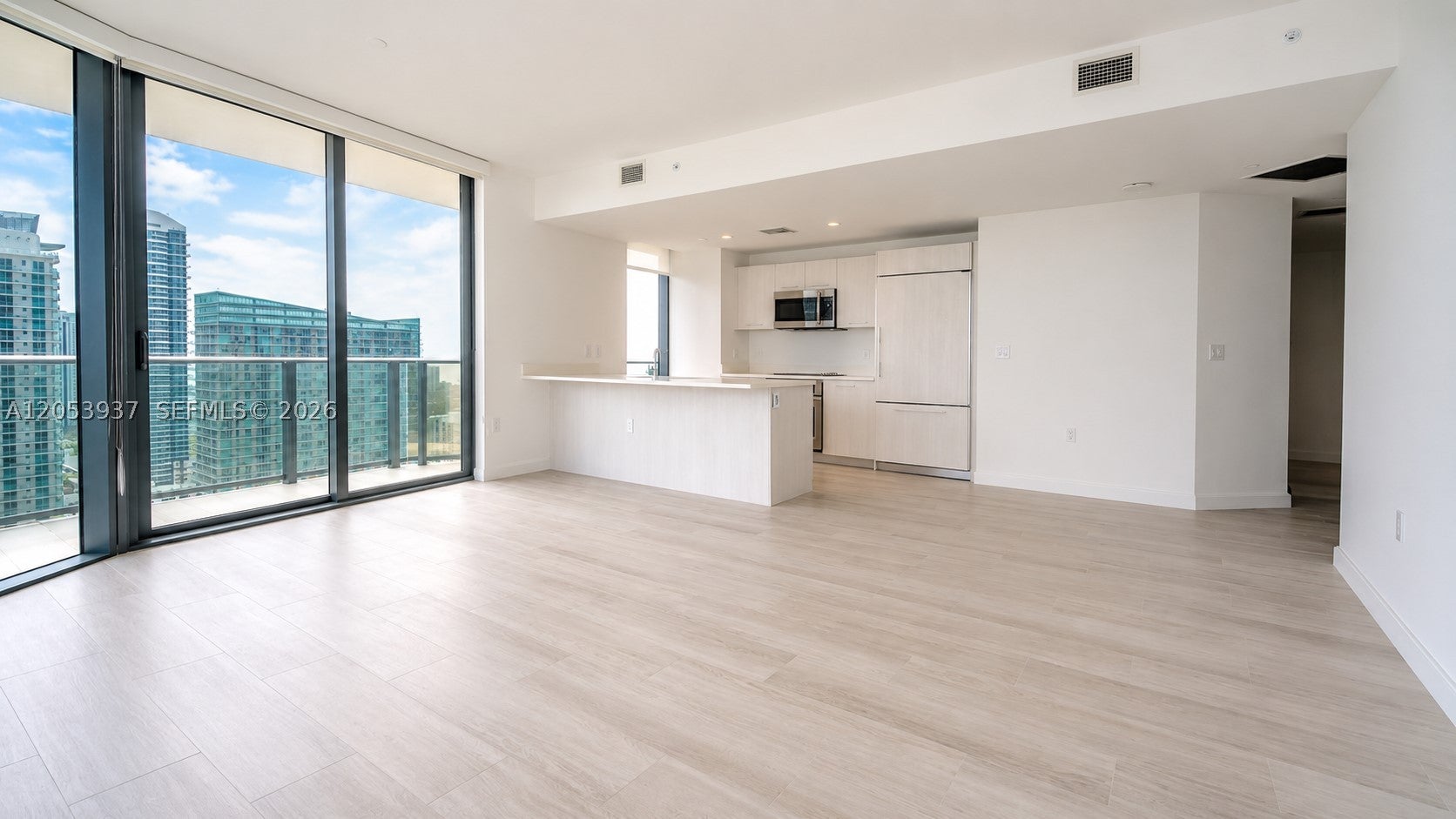 45 SW 9th St 3303