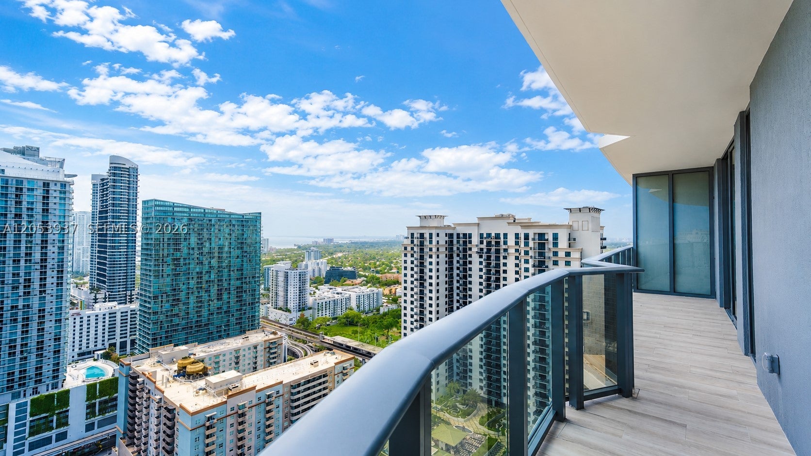 45 SW 9th St 3303
