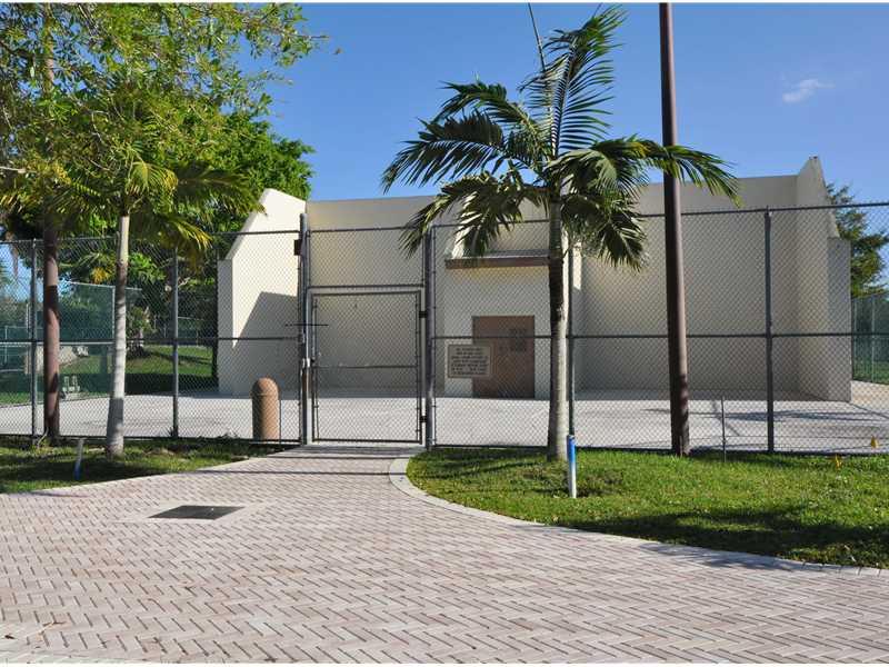 GREENGLADES CONDO 7 - Residential Lease