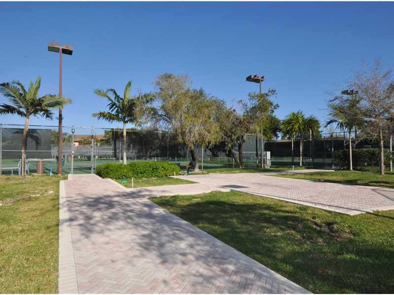 GREENGLADES CONDO 7 - Residential Lease