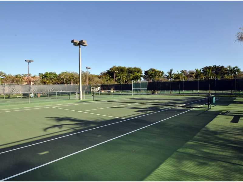 GREENGLADES CONDO 7 - Residential Lease