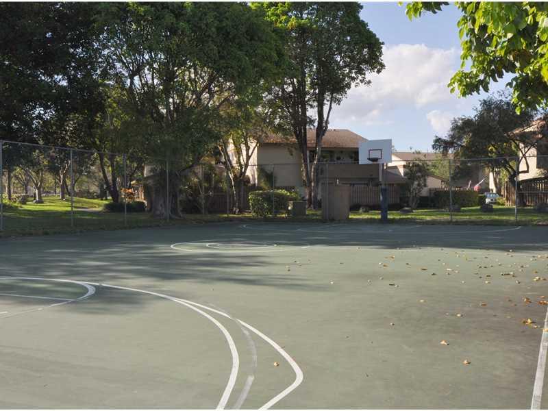 GREENGLADES CONDO 7 - Residential Lease