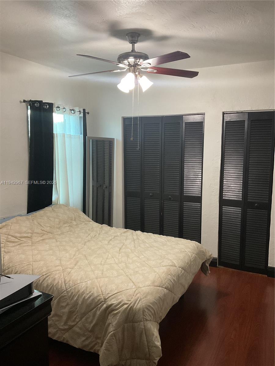 PARA VILLA HEIGHTS - Residential