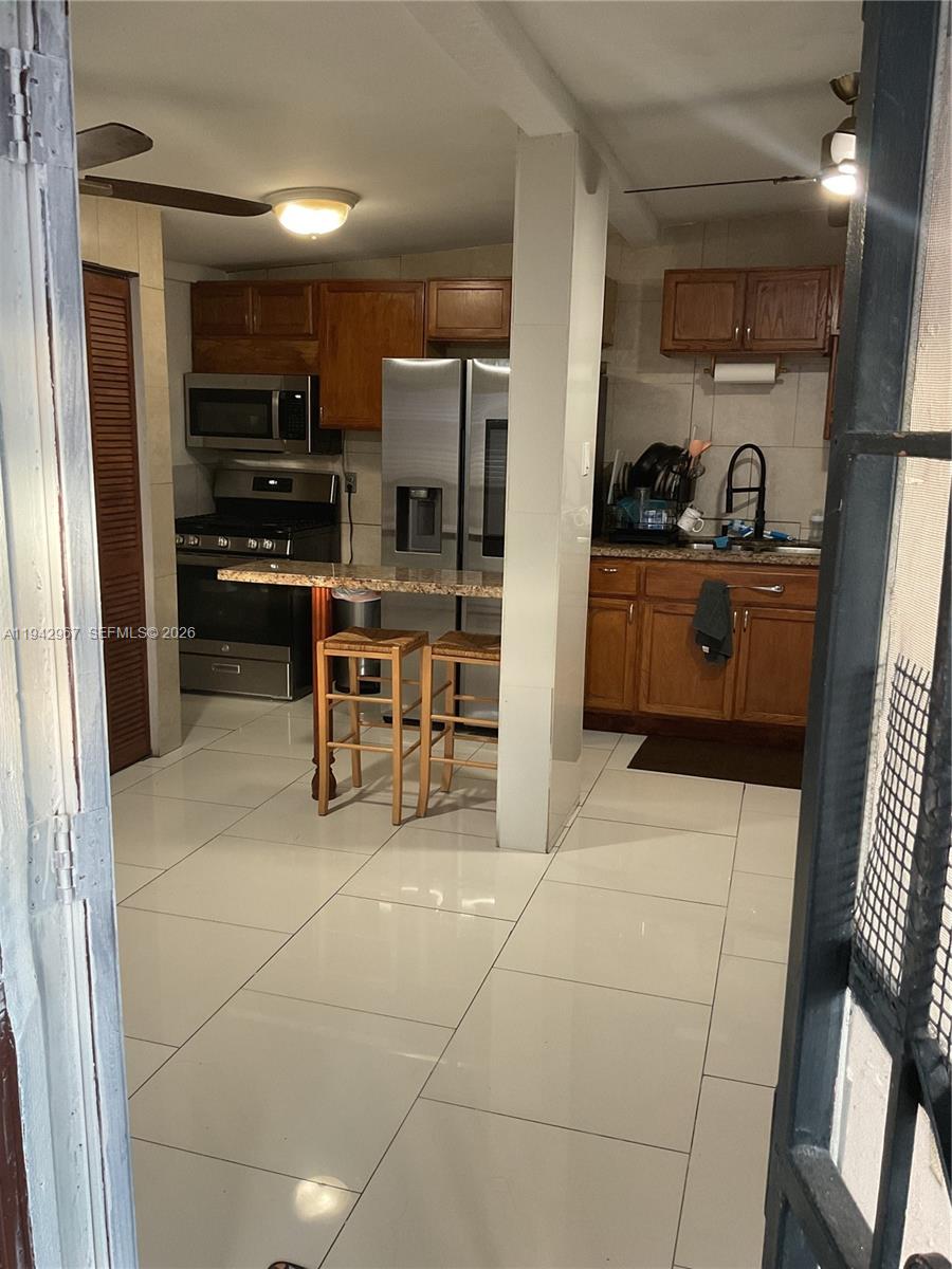 PARA VILLA HEIGHTS - Residential