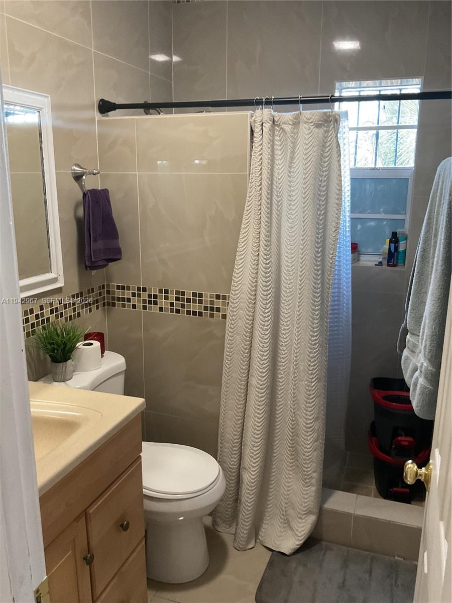 PARA VILLA HEIGHTS - Residential