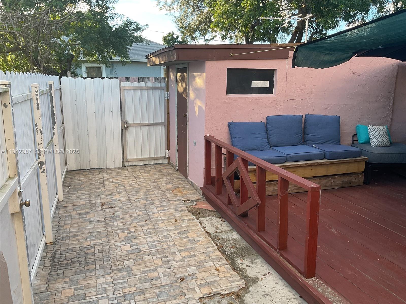 PARA VILLA HEIGHTS - Residential