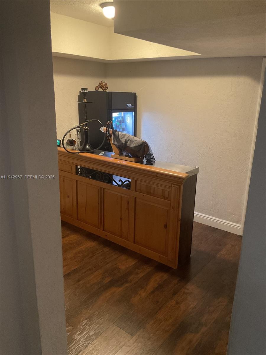 PARA VILLA HEIGHTS - Residential