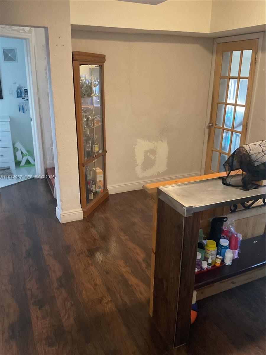 PARA VILLA HEIGHTS - Residential