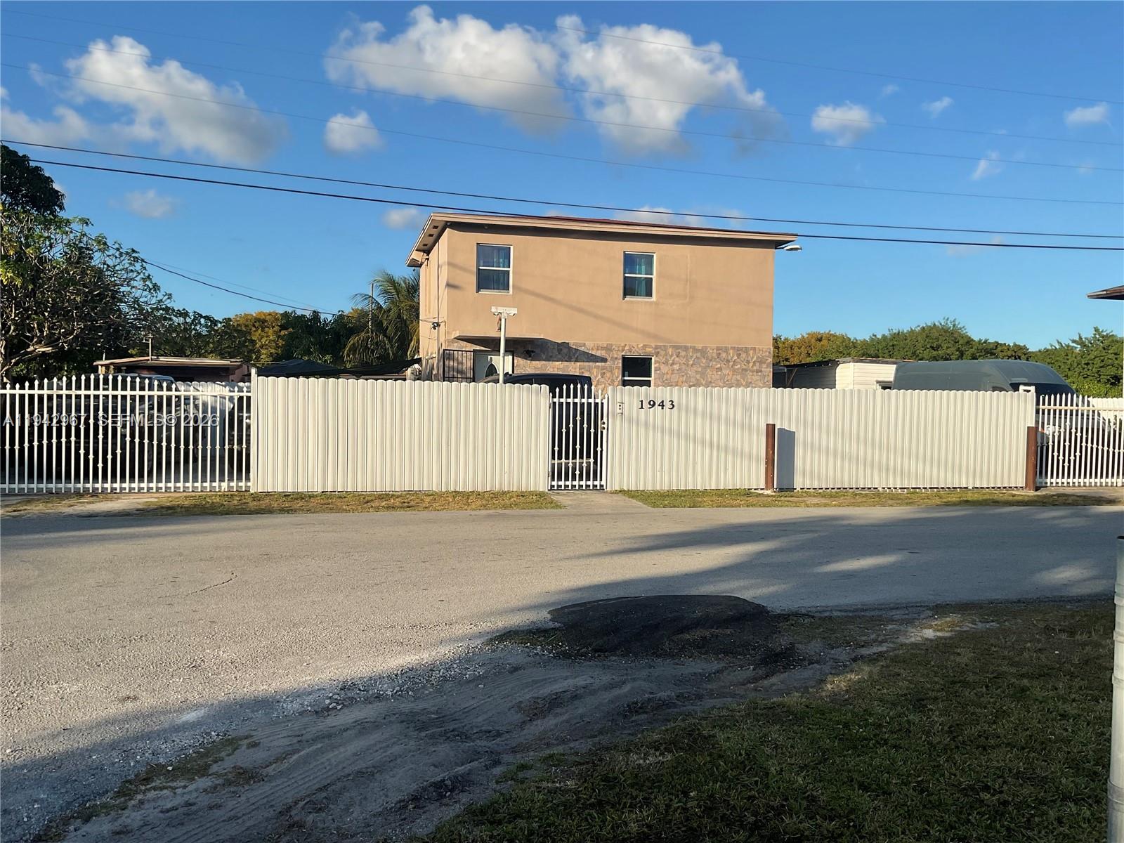 PARA VILLA HEIGHTS - Residential