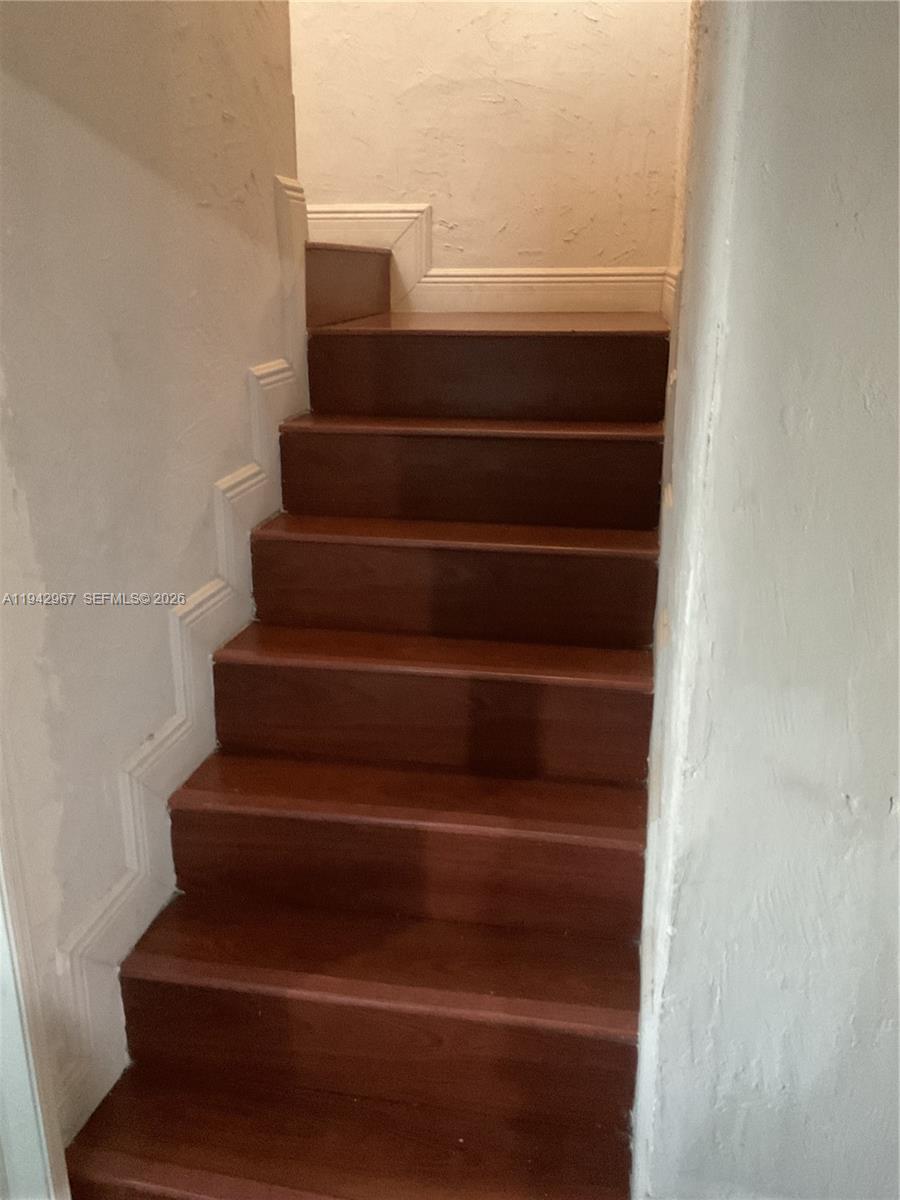 PARA VILLA HEIGHTS - Residential