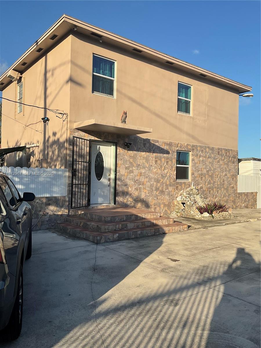 PARA VILLA HEIGHTS - Residential