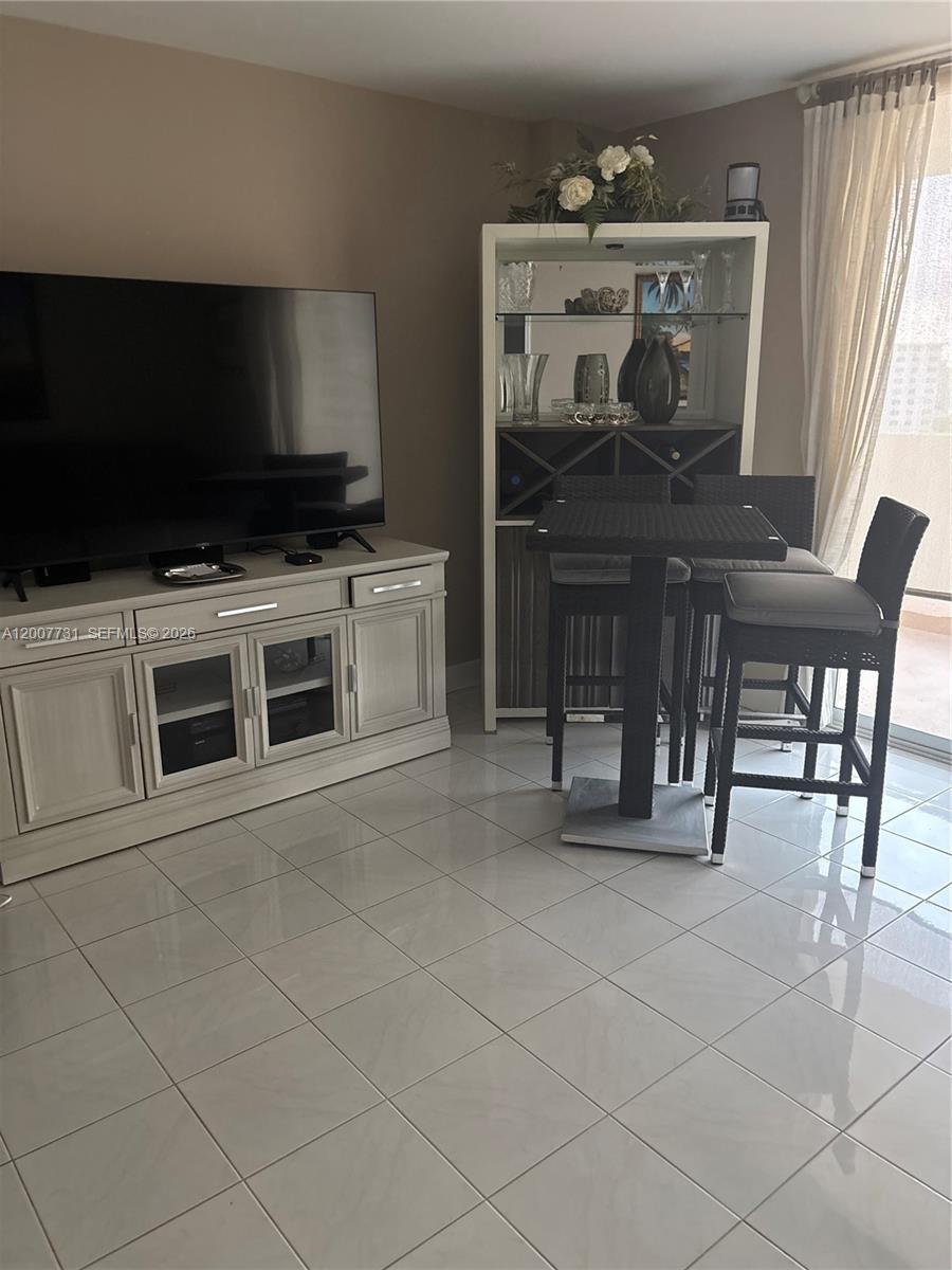 PRINCE GEORGE ARMS CONDO - Residential
