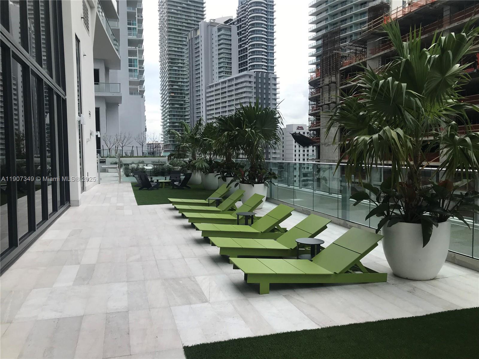 1010 BRICKELL CONDO - Residential Lease