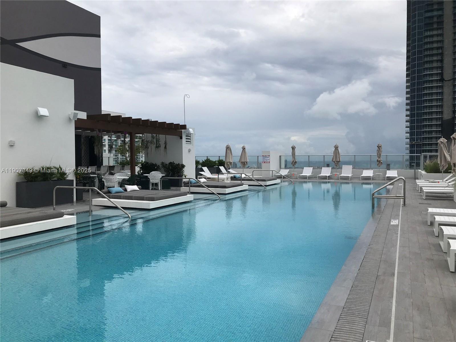 1010 BRICKELL CONDO - Residential Lease