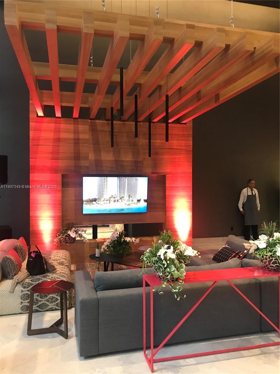 1010 BRICKELL CONDO - Residential Lease