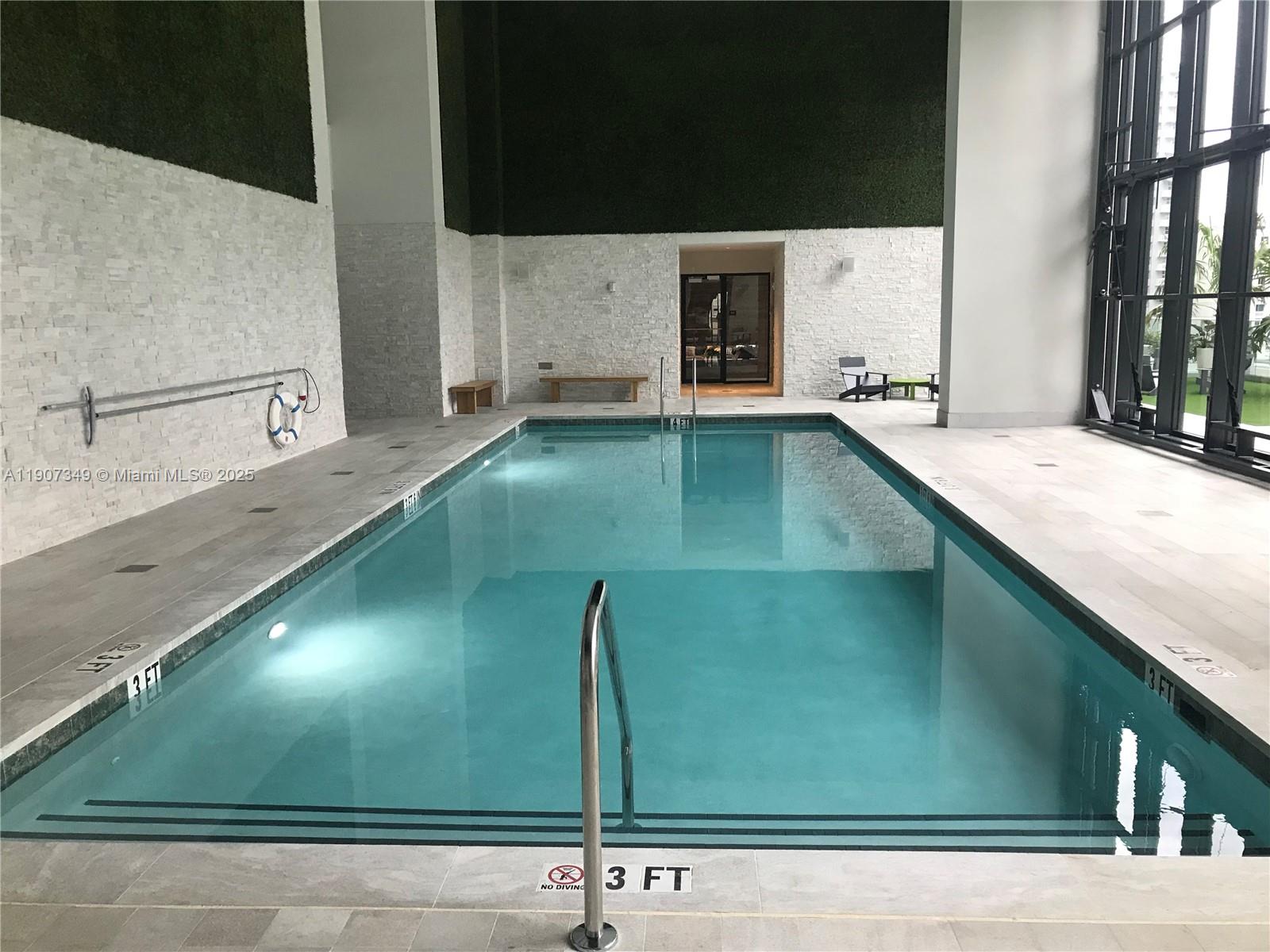 1010 BRICKELL CONDO - Residential Lease