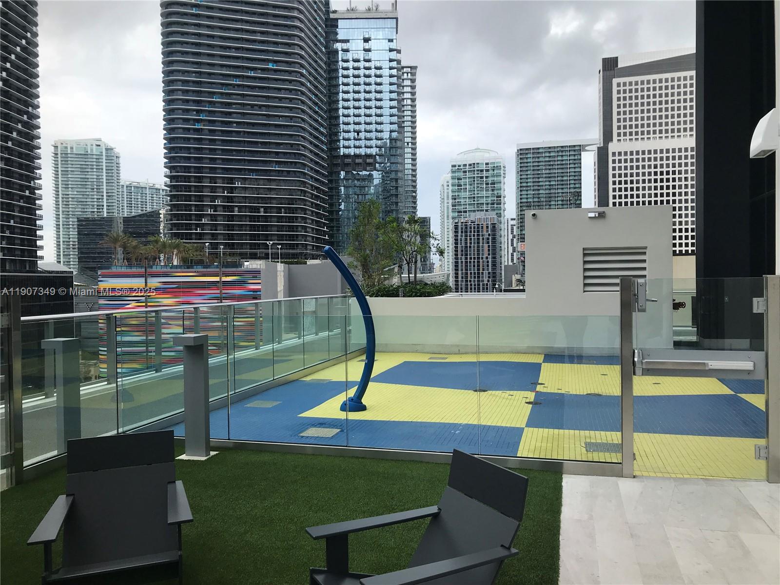1010 BRICKELL CONDO - Residential Lease
