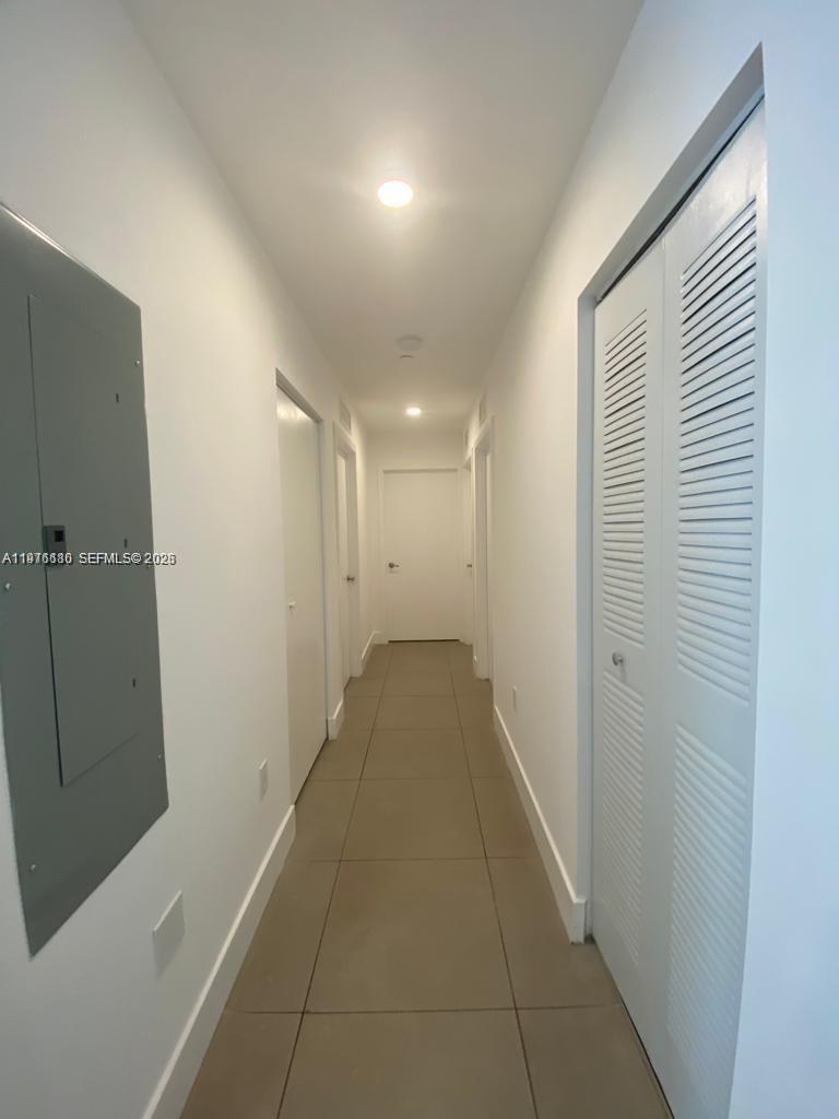 RIVERWOOD - Residential Lease