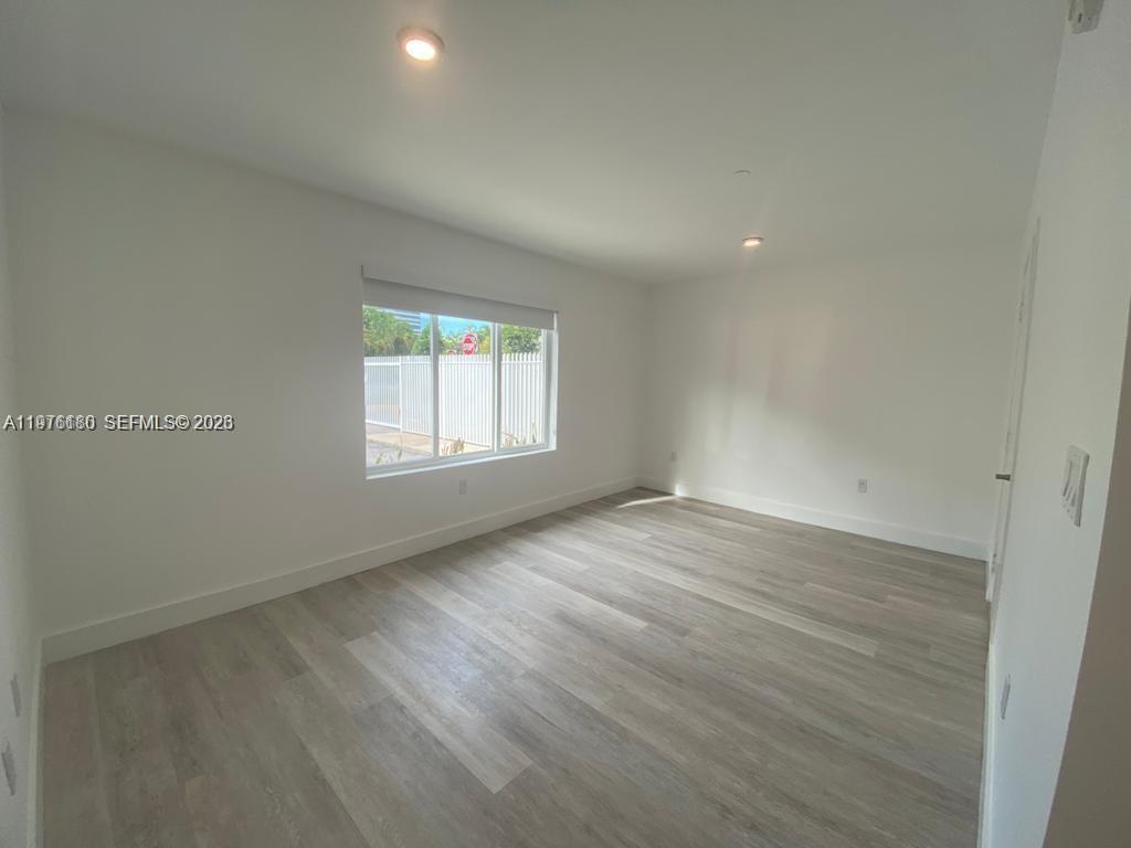 RIVERWOOD - Residential Lease