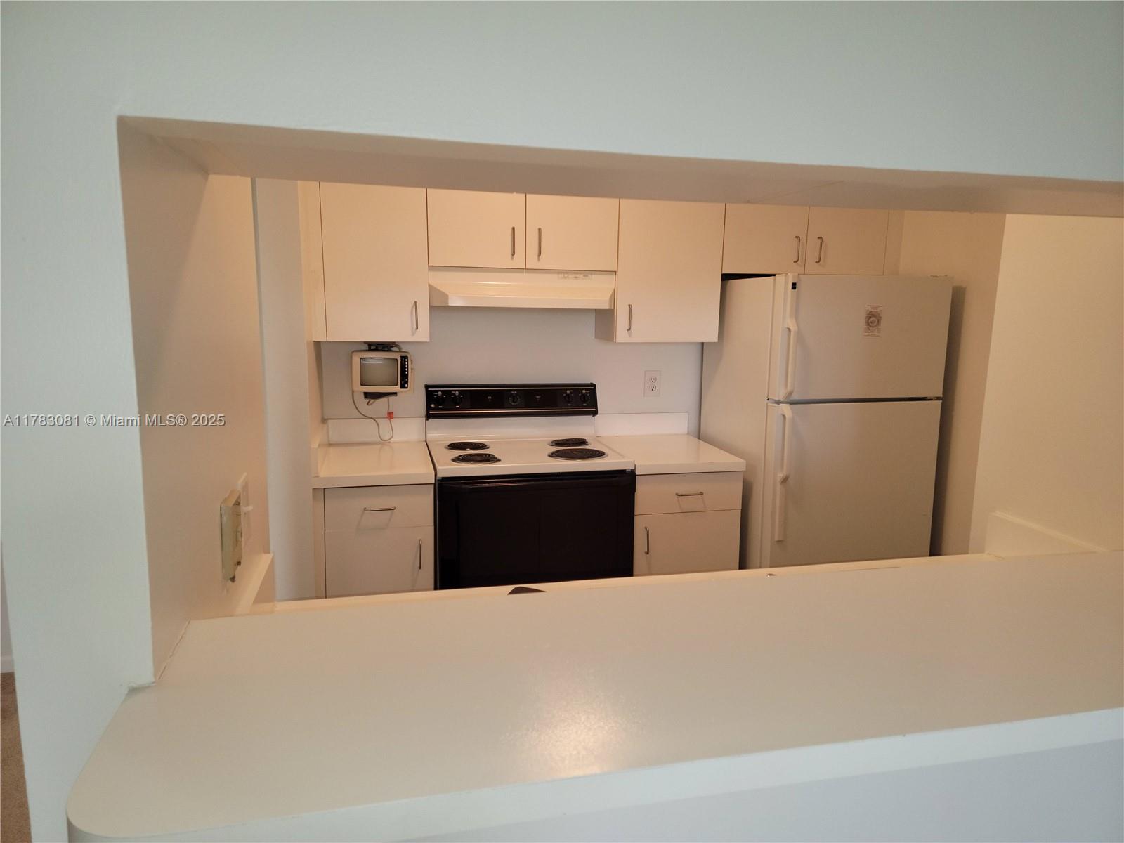 MILANO CONDO - Residential