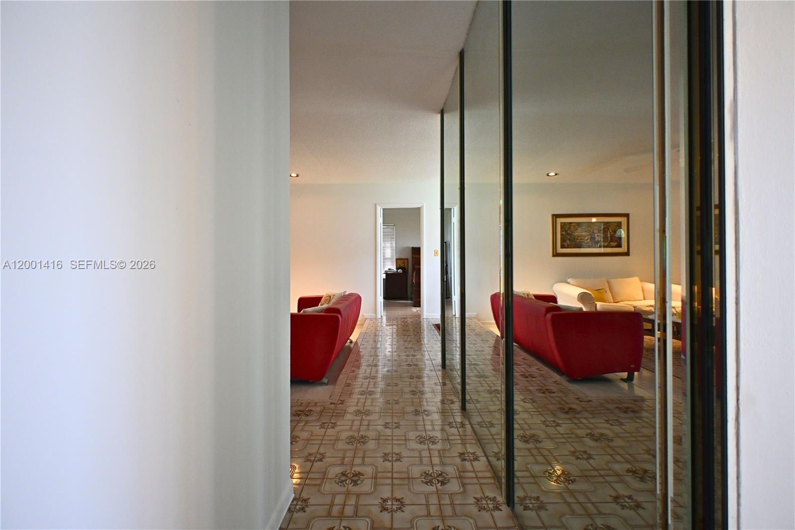 CARAVEL COUNTRY - Residential