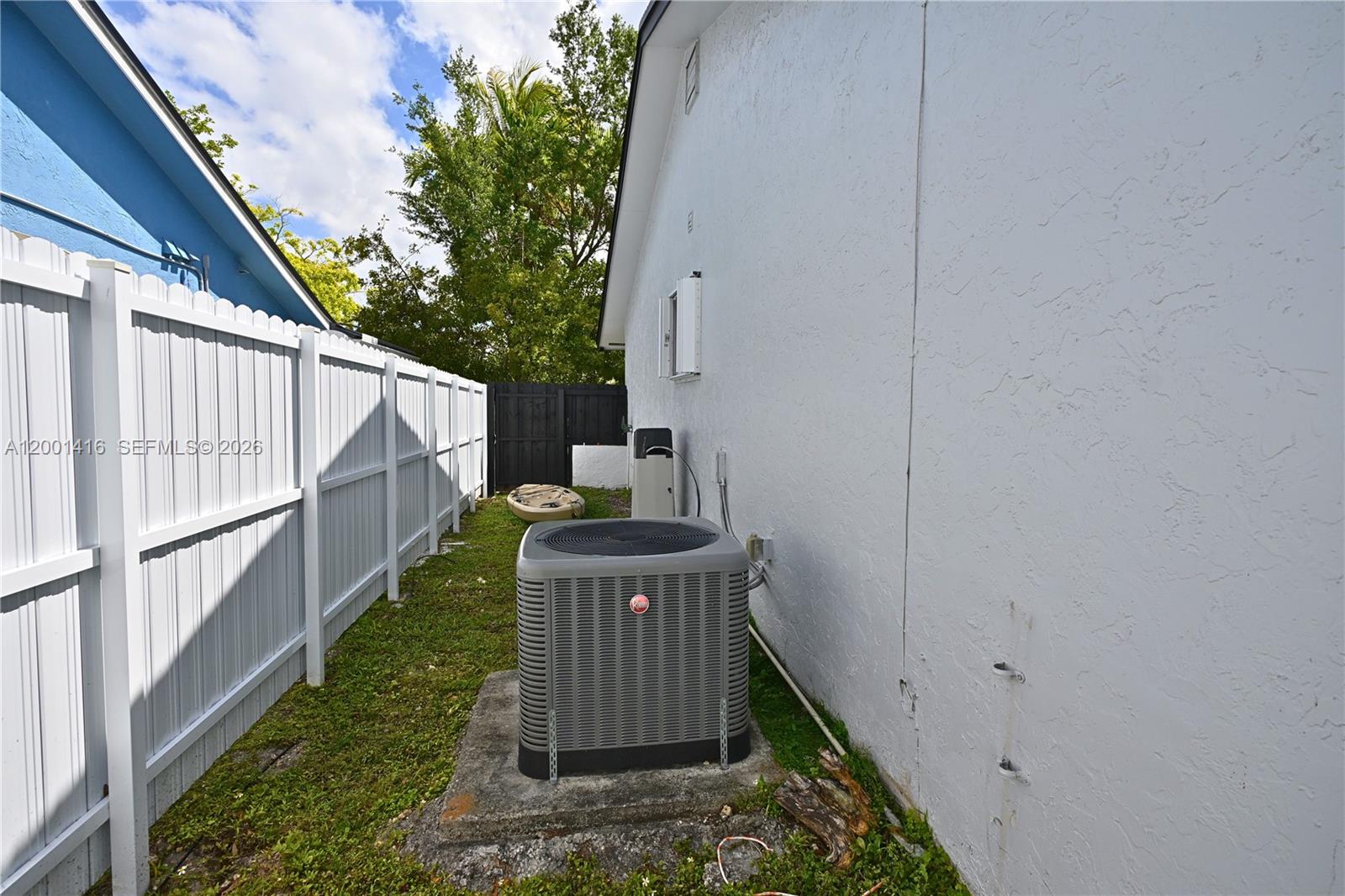 CARAVEL COUNTRY - Residential