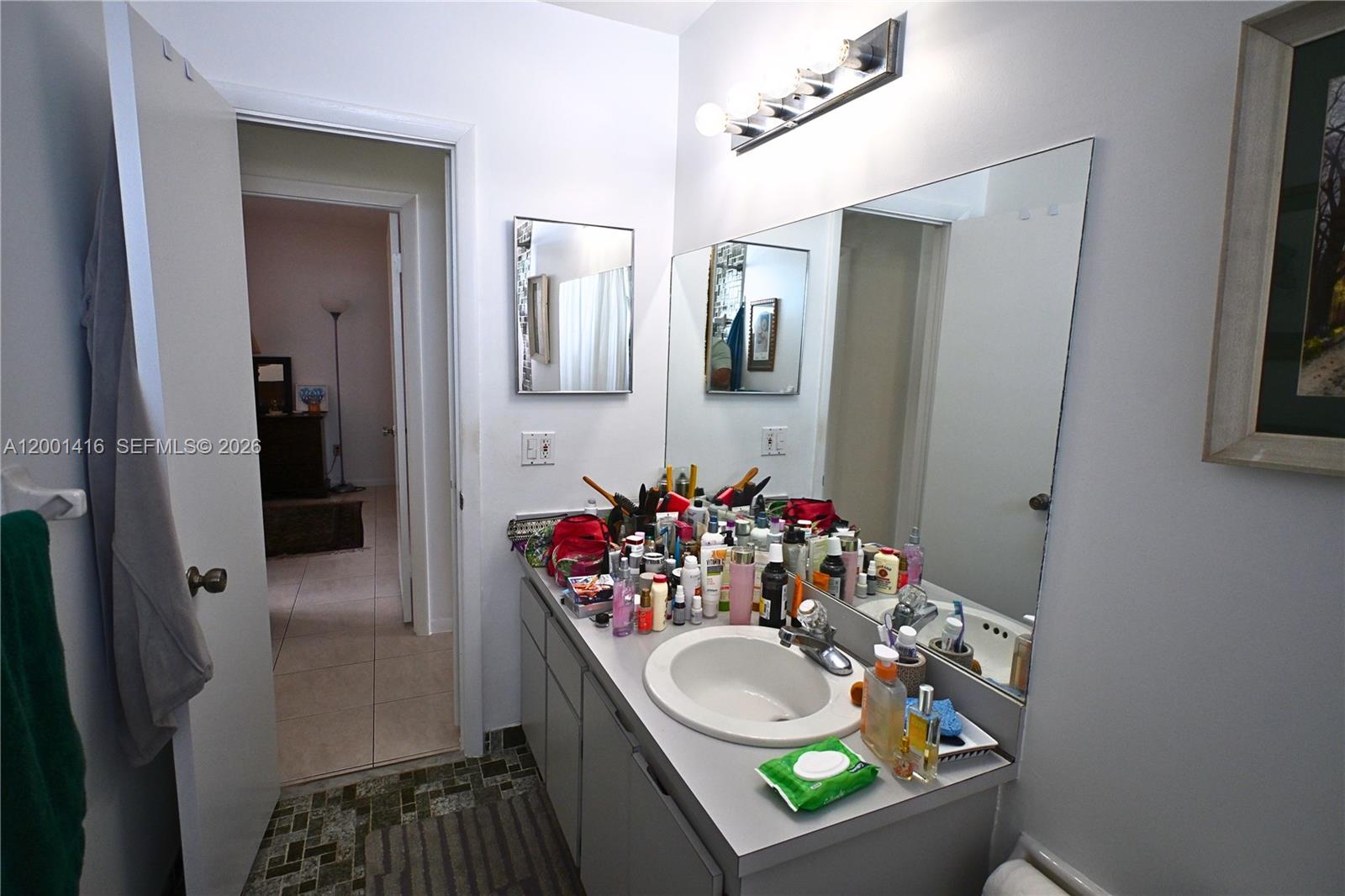 CARAVEL COUNTRY - Residential