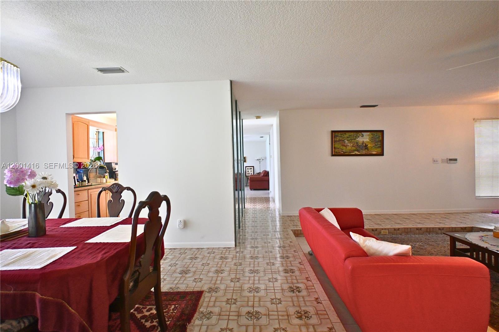 CARAVEL COUNTRY - Residential