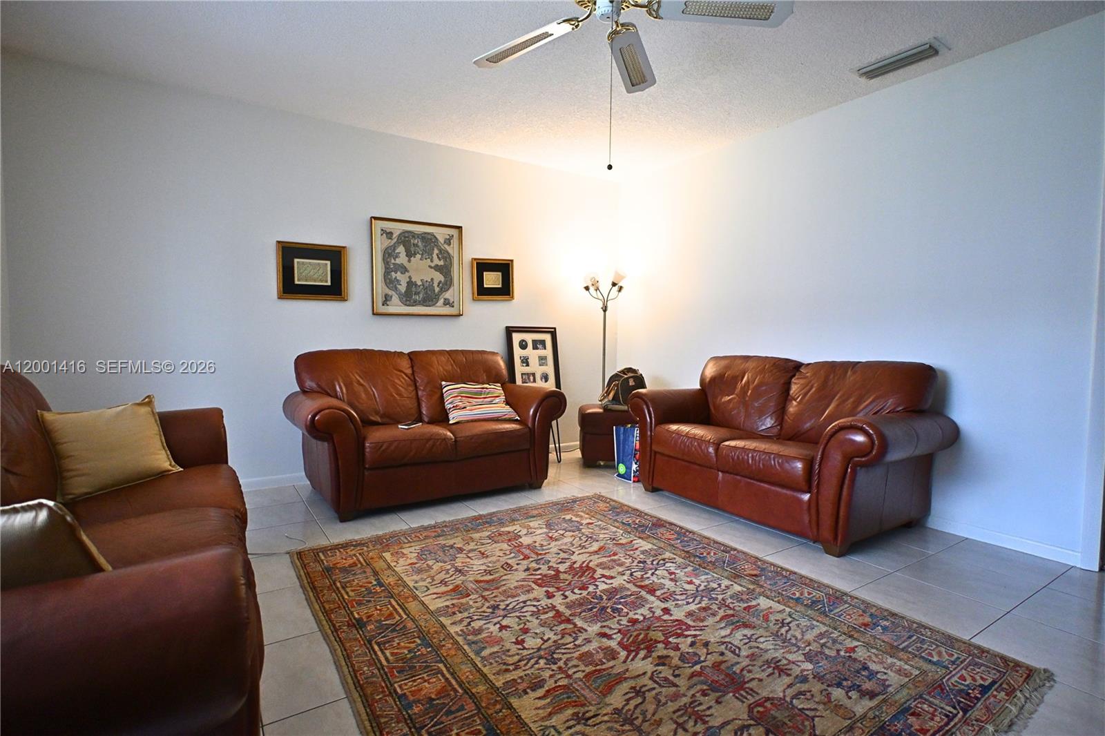 CARAVEL COUNTRY - Residential