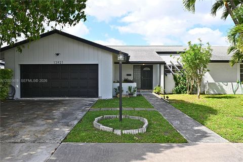 13931 SW 105th St Miami FL 33186