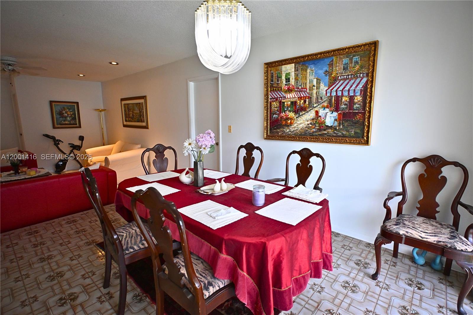 CARAVEL COUNTRY - Residential