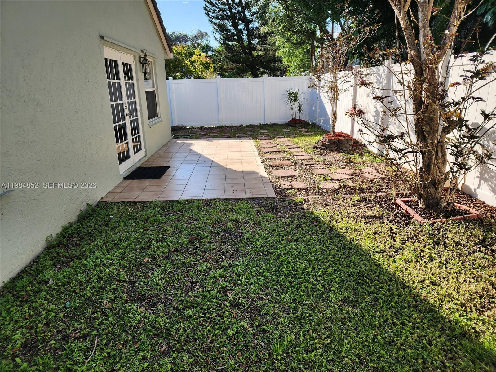 HILLSBORO COUNTRY CLUB - Residential