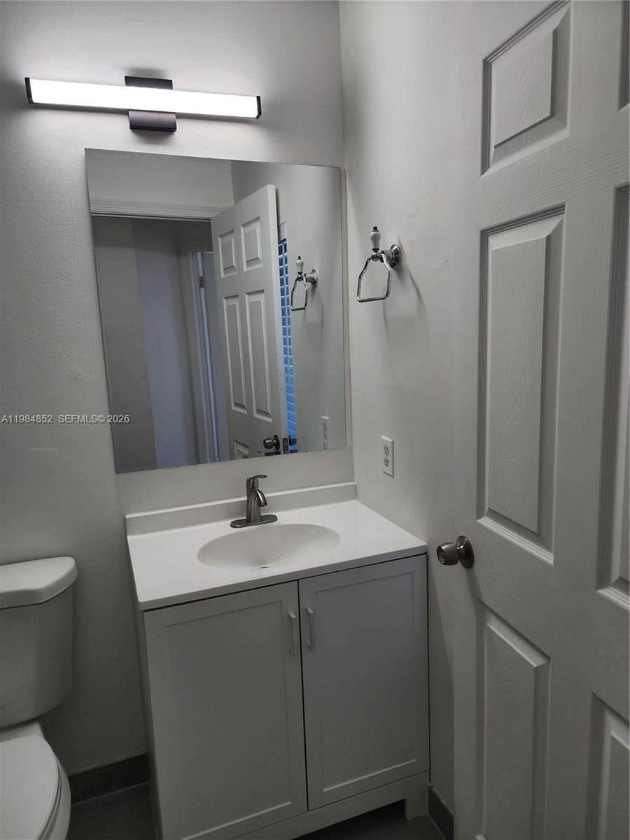 HILLSBORO COUNTRY CLUB - Residential