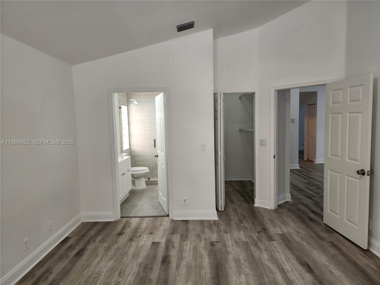 HILLSBORO COUNTRY CLUB - Residential