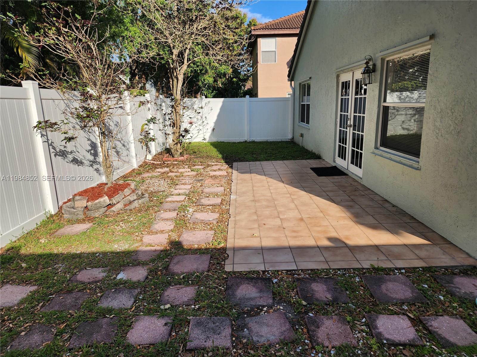 HILLSBORO COUNTRY CLUB - Residential