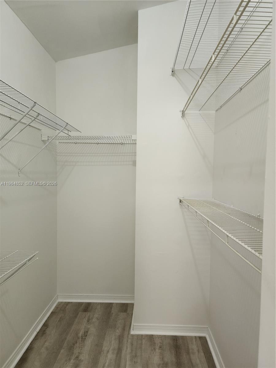 HILLSBORO COUNTRY CLUB - Residential