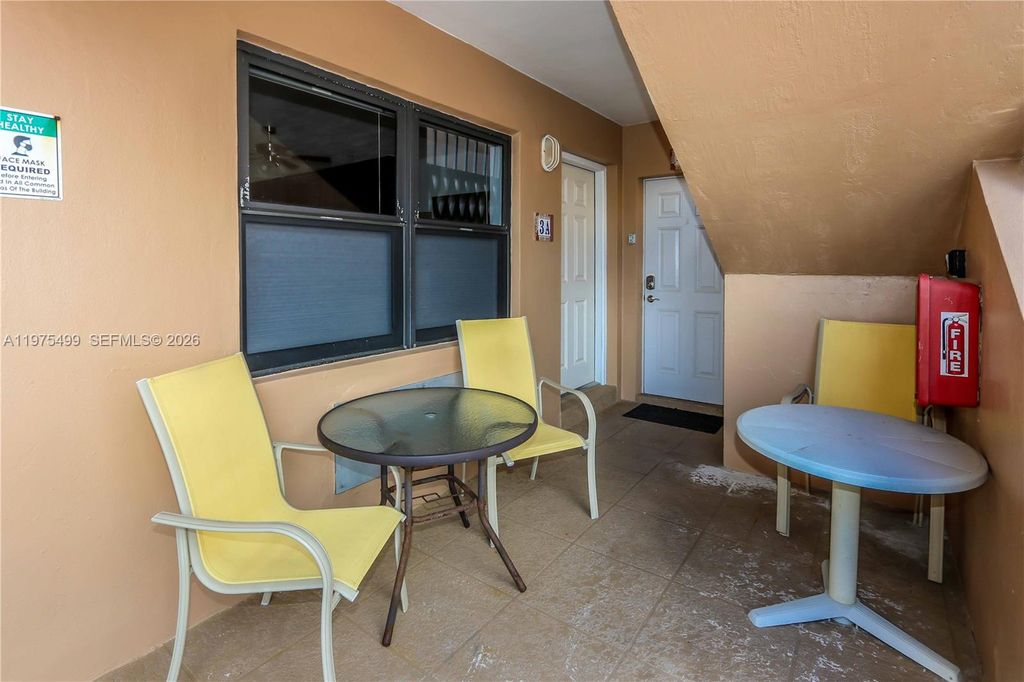 Photo of 302 New Hampshire St #3AB, Hollywood, FL 33019 (MLS # A11975499)