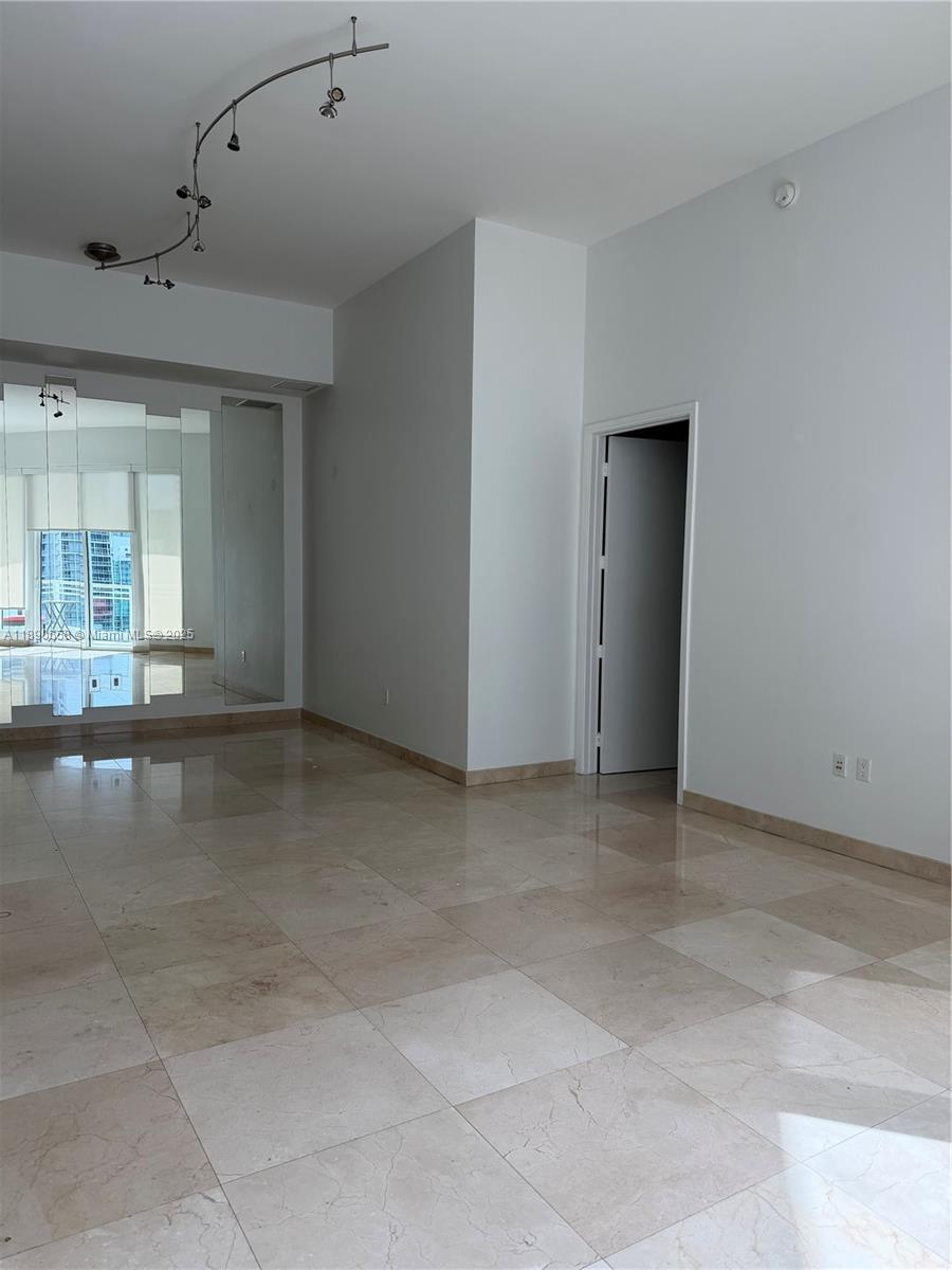 ASIA CONDO - Residential Lease