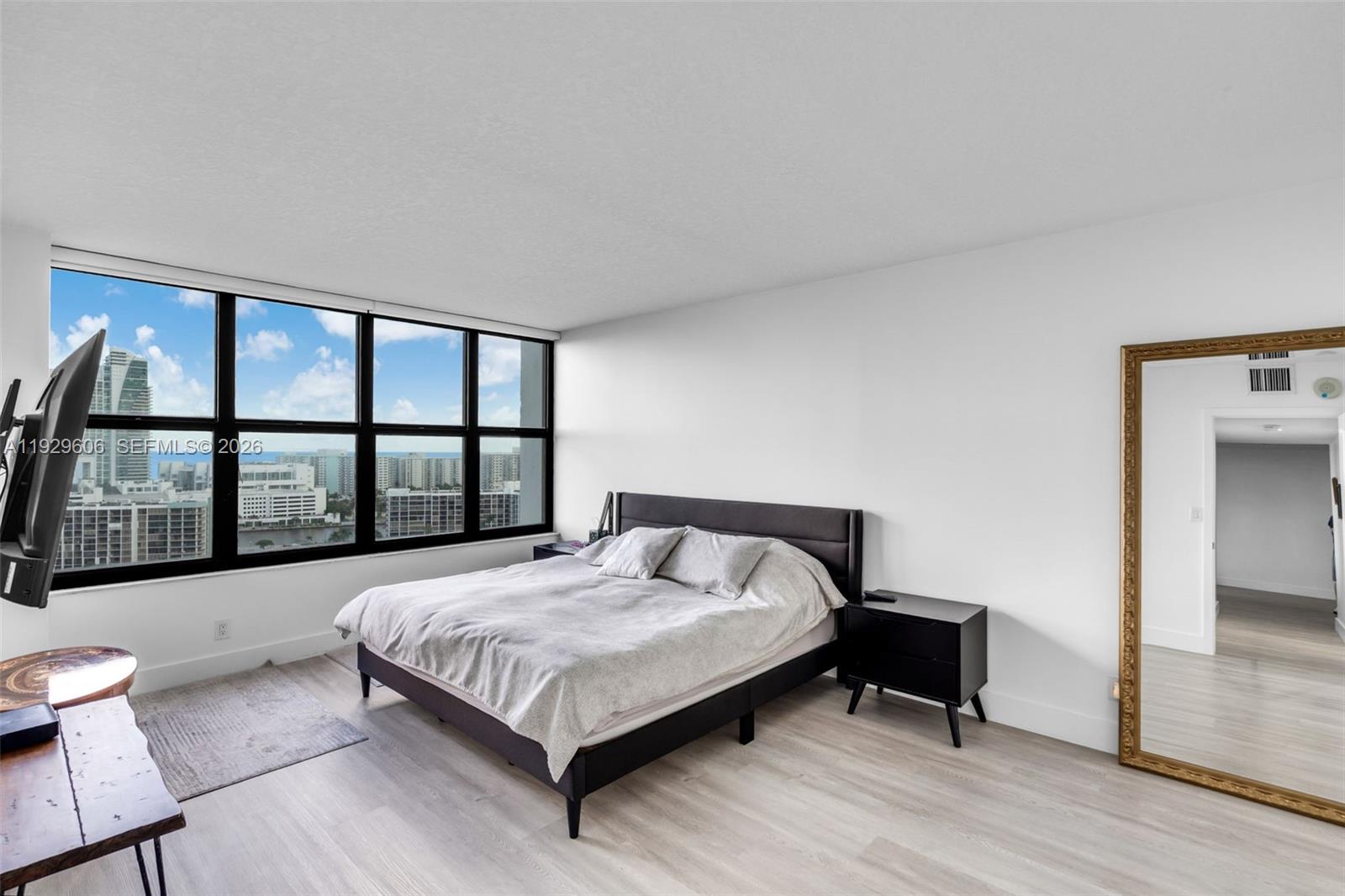 OLYMPUS CONDO PHASE - Residential