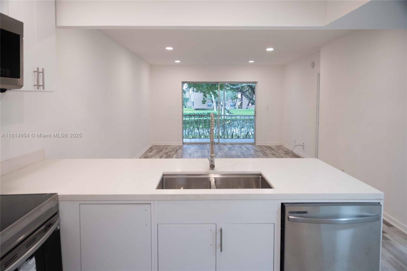 ORIOLE GARDENS THREE 77 C - Residential